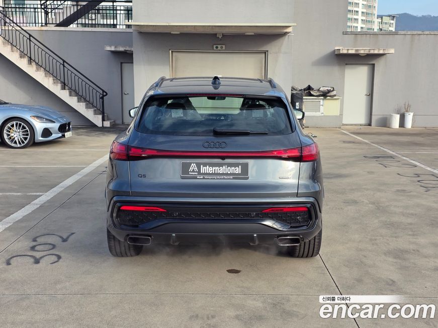 Audi Q5 45 TFSI Quattro S Line Black Ediiton, 2025
