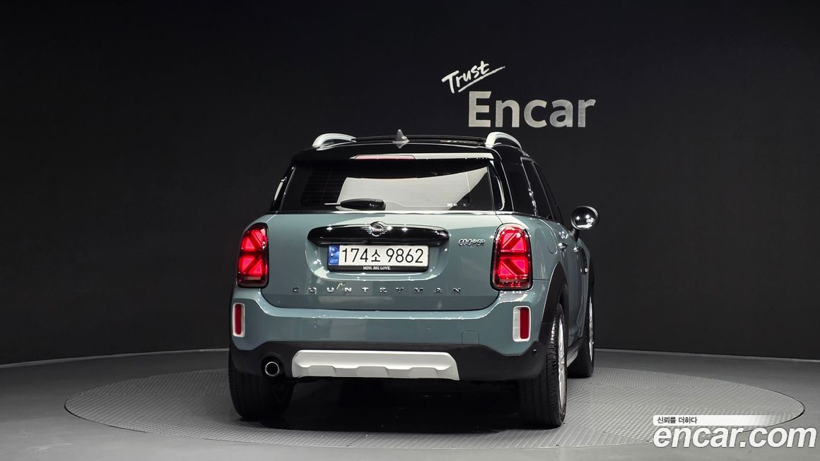 Mini Countryman Classic Plus Launch Pack, 2023