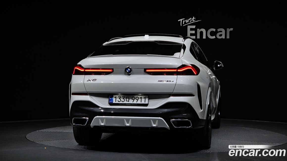 BMW X6 xDrive30d M Sport, 2024