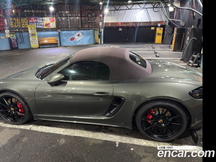 Porsche 718 4.0 GTS, 2024