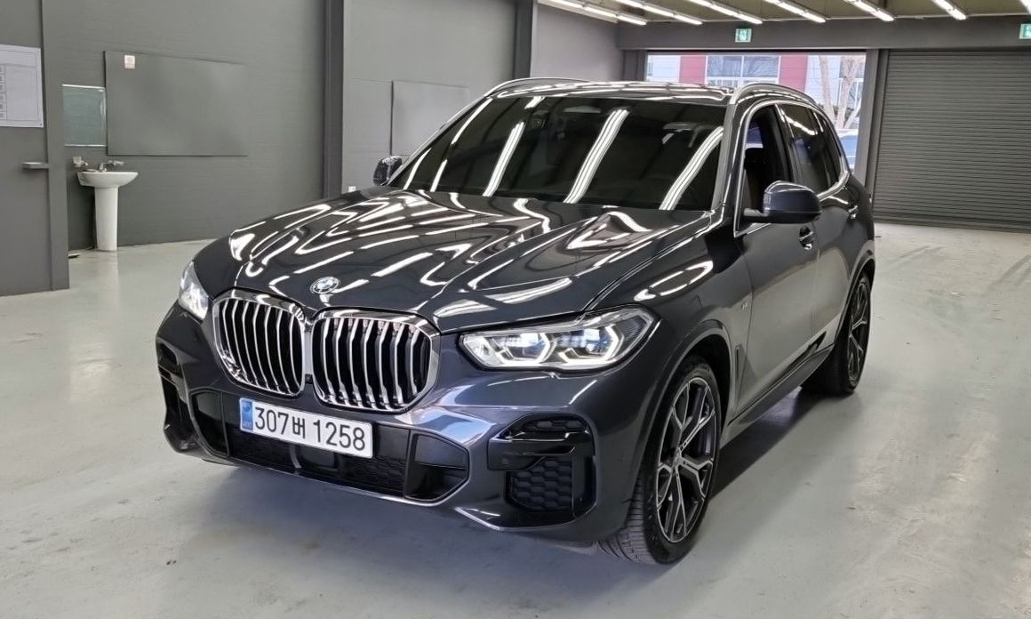 BMW X5 xDrive 40i M Sport, 2022