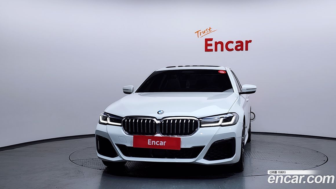 BMW 5-Series 530i xDrive M Sport Package, 2023