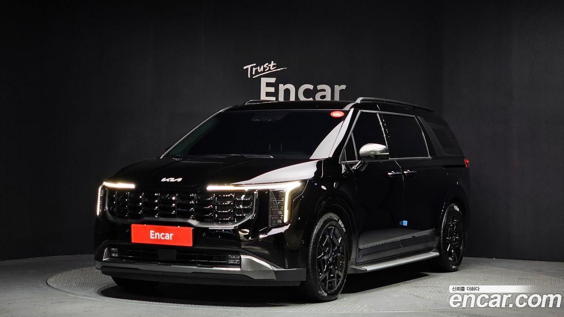 Kia Carnival 7-Seater Gravity, 2024