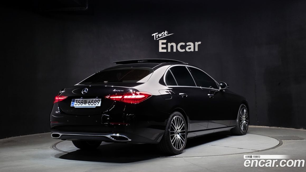 Mercedes-Benz C-Class C300 4MATIC Avantgarde, 2024