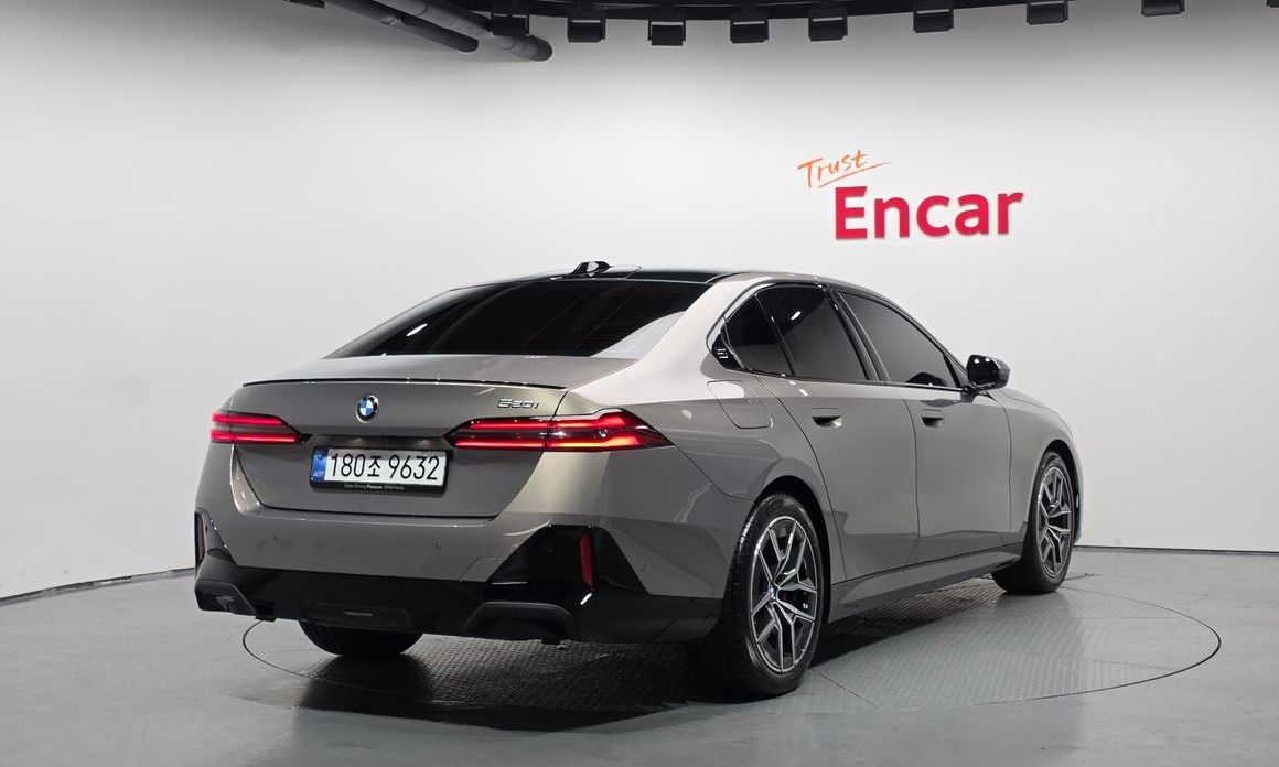 BMW 5-Series 520i Special Edition, 2026