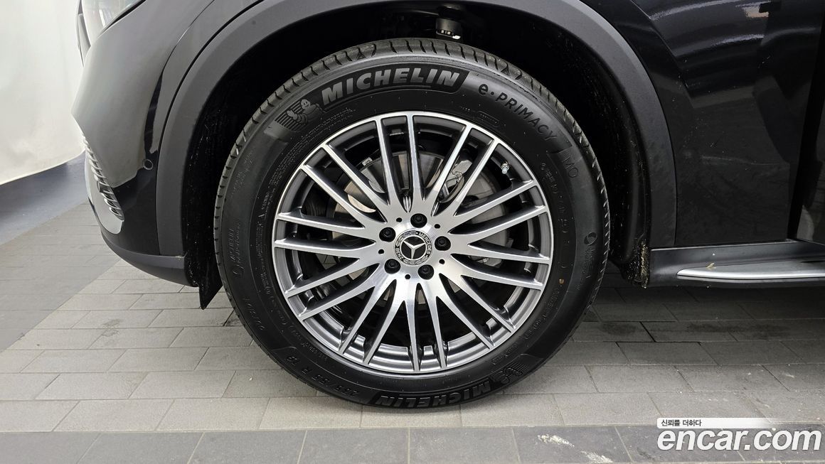 Mercedes-Benz GLC-Class GLC 300 4MATIC Avantgarde, 2025