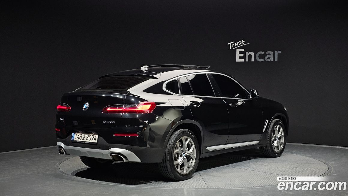 BMW X4 xDrive20i xLine, 2022