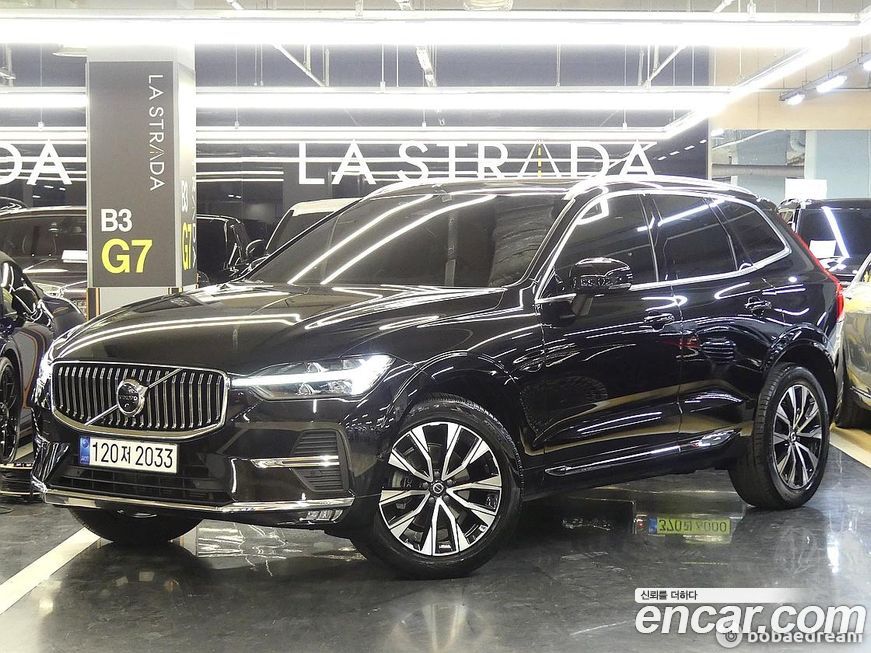 Volvo XC60 B5 Inscription, 2023