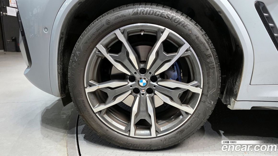 BMW X4 xDrive20i M Sport, 2025