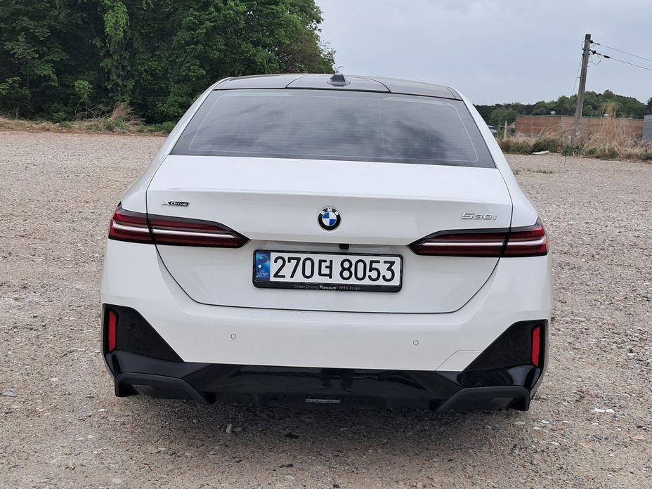 BMW 5-Series 530i xDrive M Sport, 2024