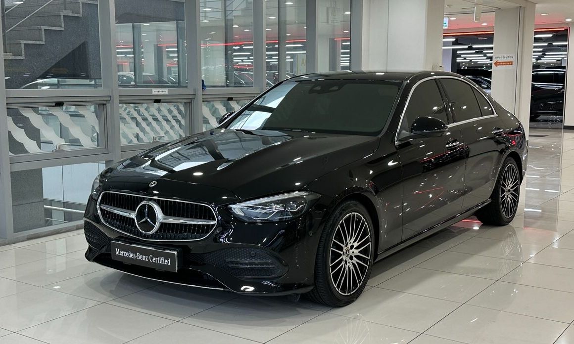 Mercedes-Benz C-Class C300 4MATIC Avantgarde, 2024