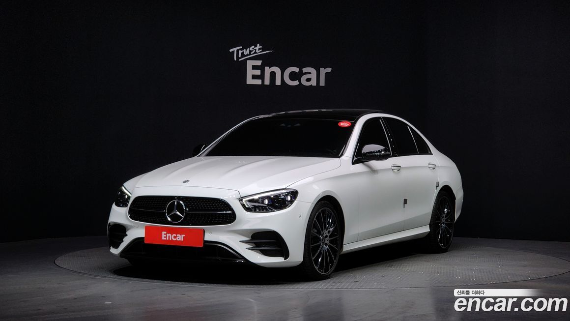 Mercedes-Benz E-Class E350 4MATIC AMG Line, 2023