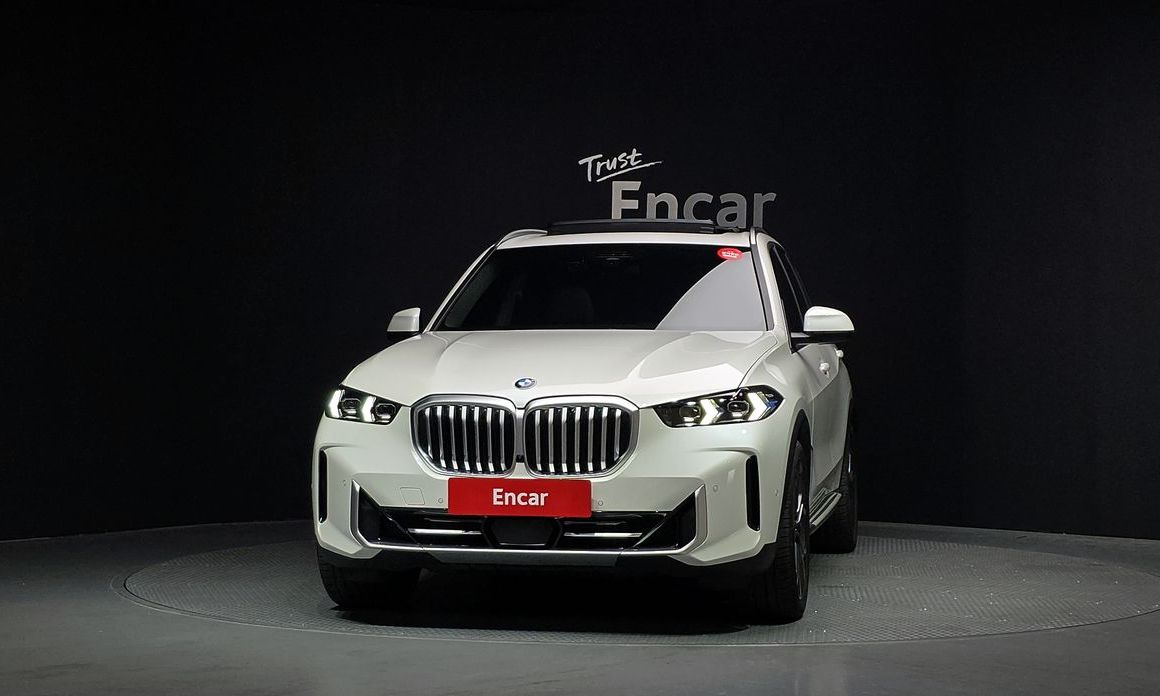 BMW X5 xDrive 40i xLine, 2024