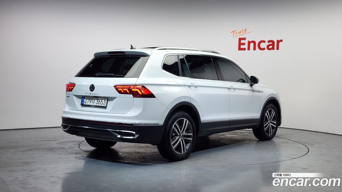 Volkswagen Tiguan 2.0 TSI Prestige, 2022