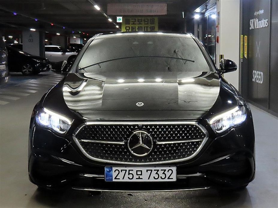Mercedes-Benz E-Class E200 AMG Line, 2026