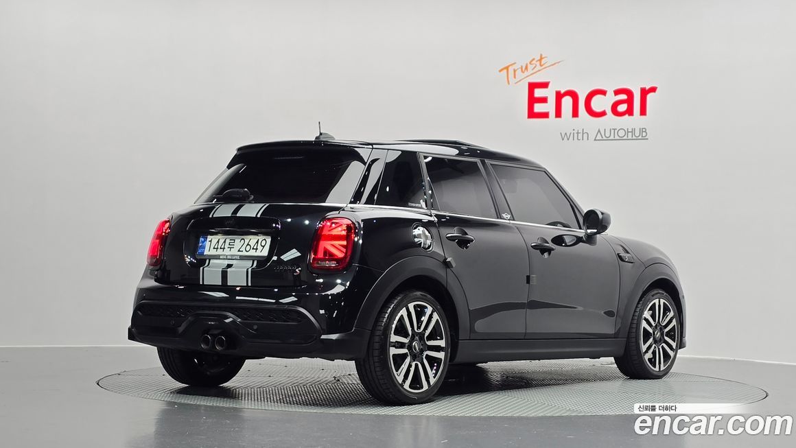 Mini Cooper 5Door Classic, 2024