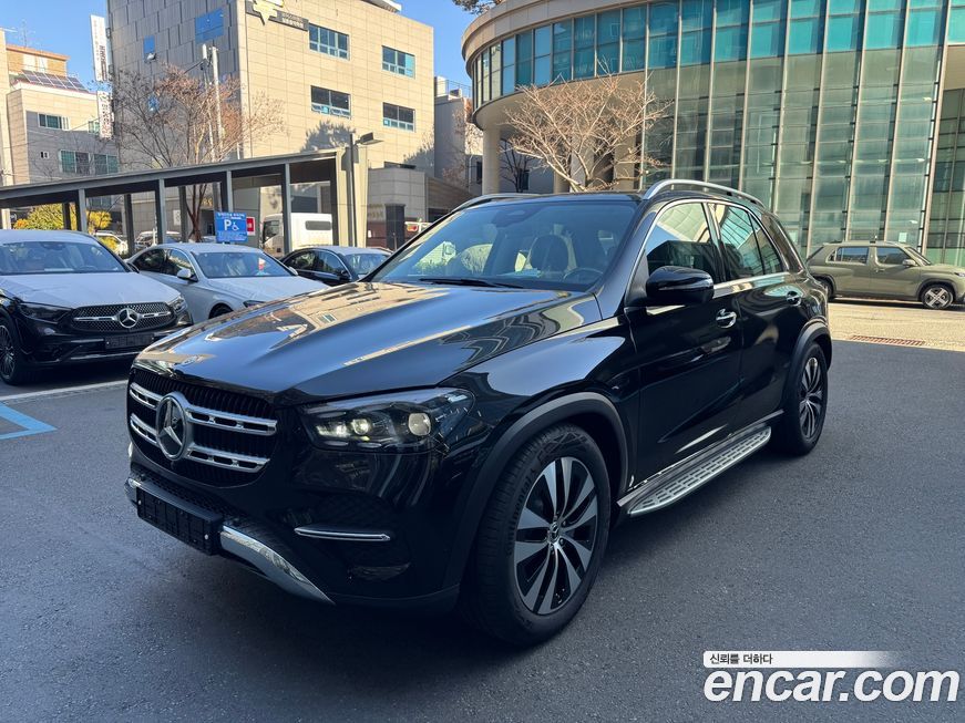 Mercedes-Benz GLE-Class GLE300d 4MATIC, 2026