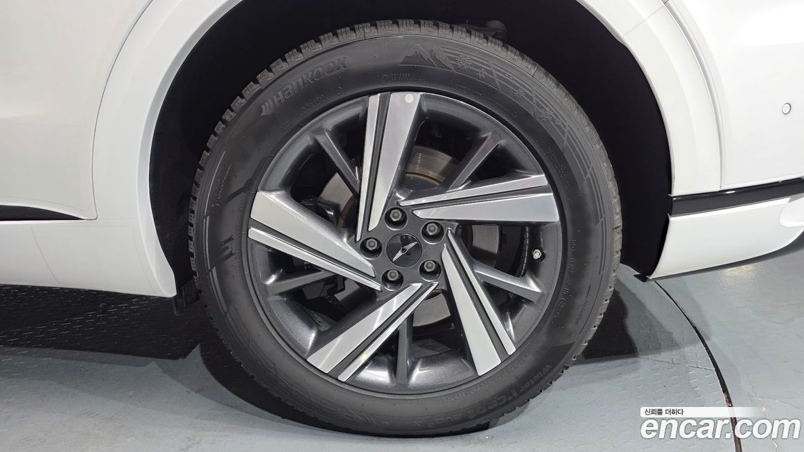 Genesis GV70 2.5T Gasoline AWD, 2025