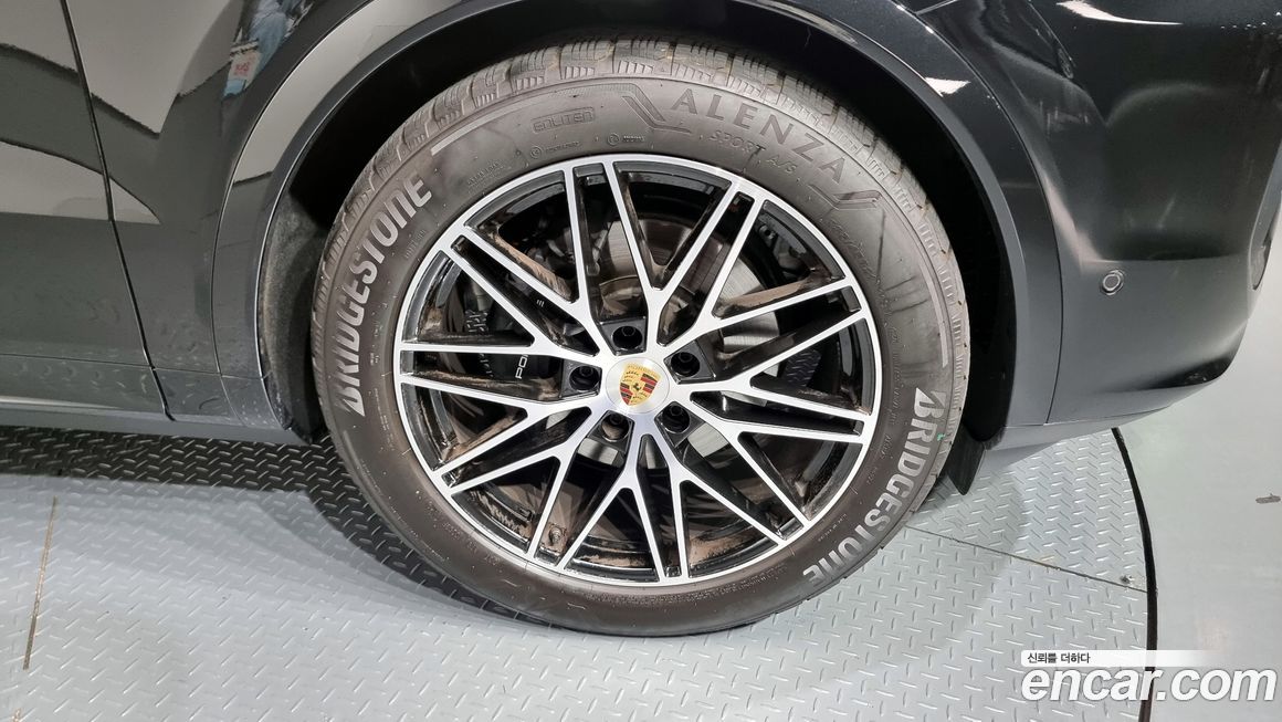 Porsche Cayenne 3.0 Coupe, 2024