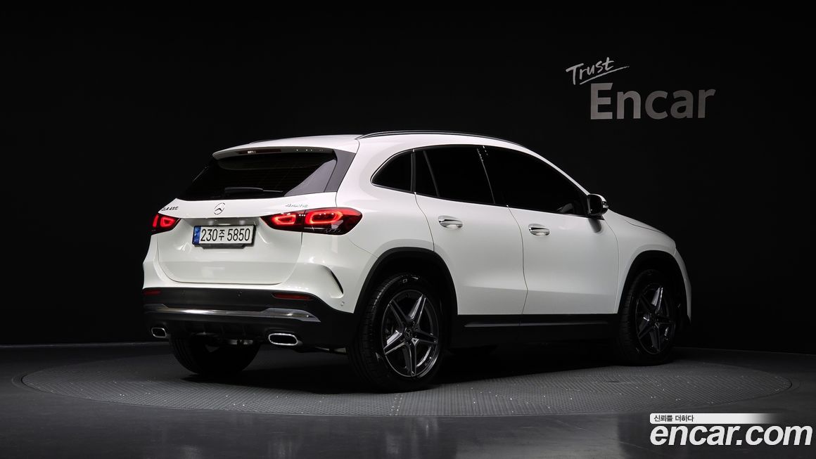 Mercedes-Benz GLA-Class GLA250 4MATIC, 2023