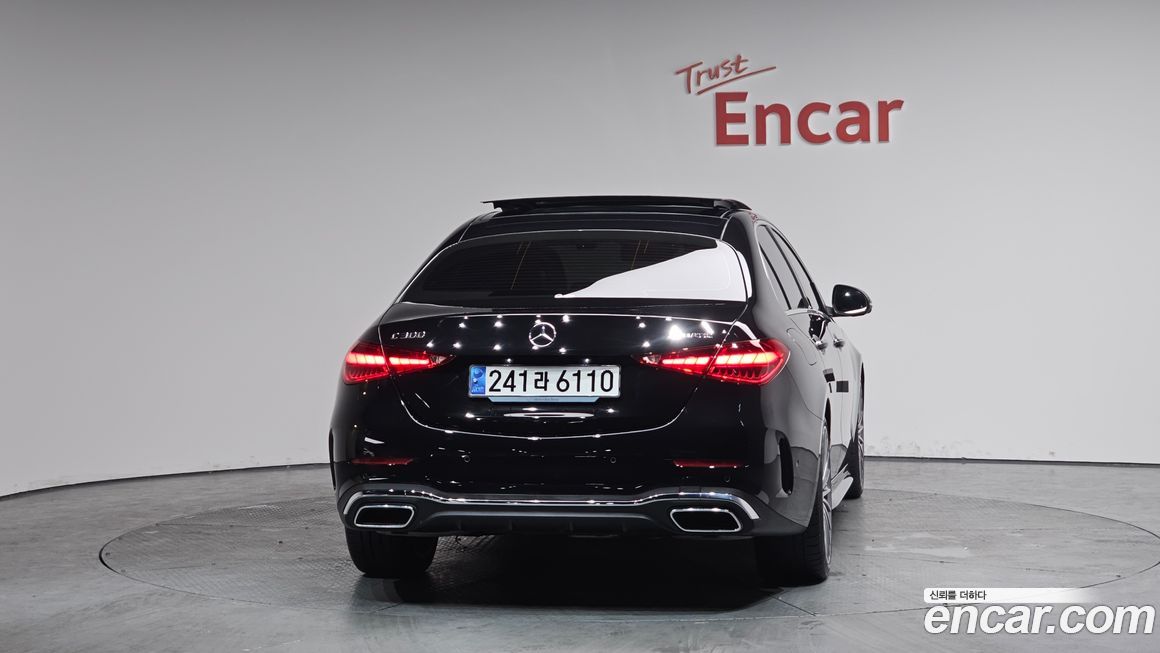 Mercedes-Benz C-Class C300 4MATIC AMG Line, 2024