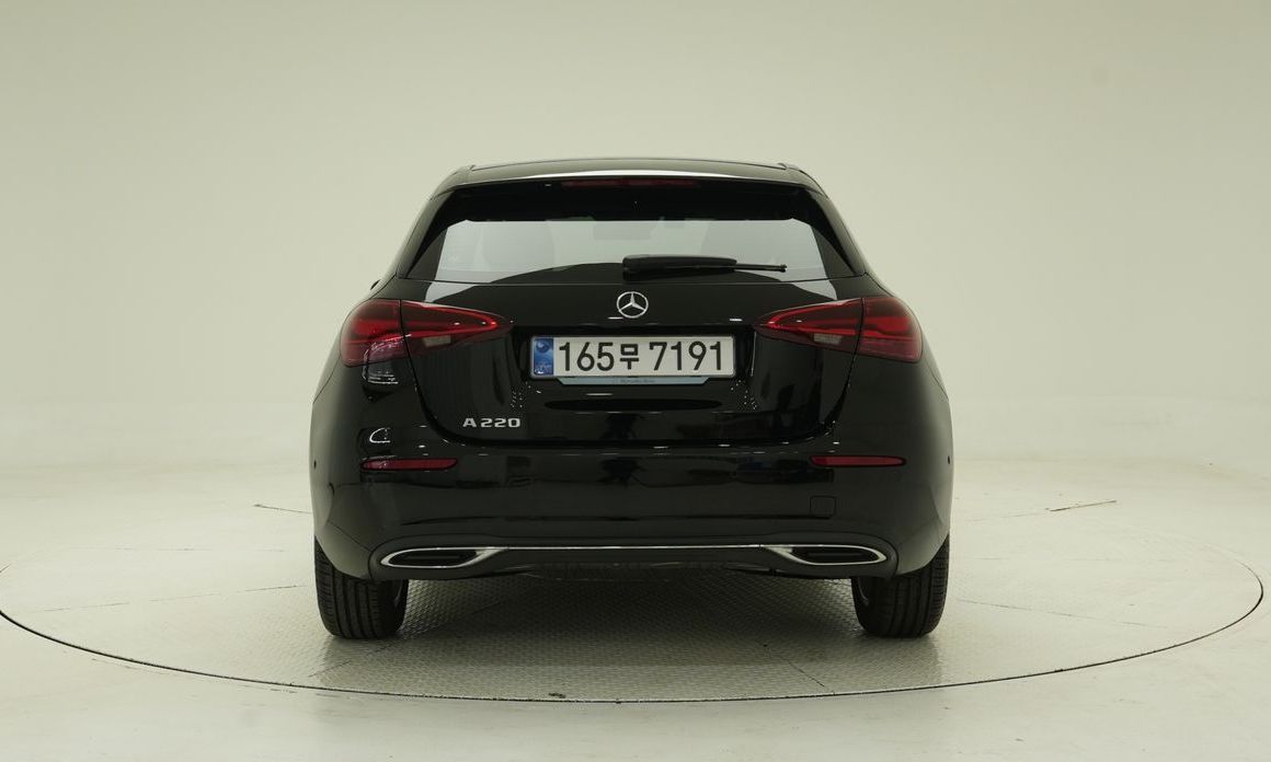 Mercedes-Benz A-Class A220 Hatchback, 2024