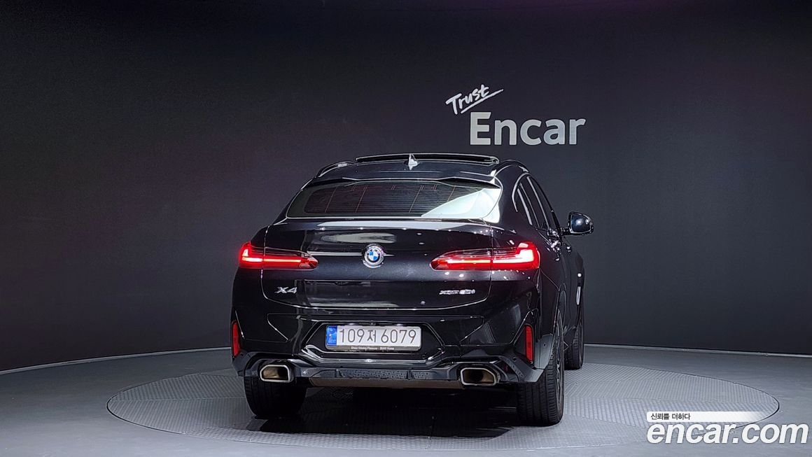 BMW X4 xDrive20i M Sport, 2022