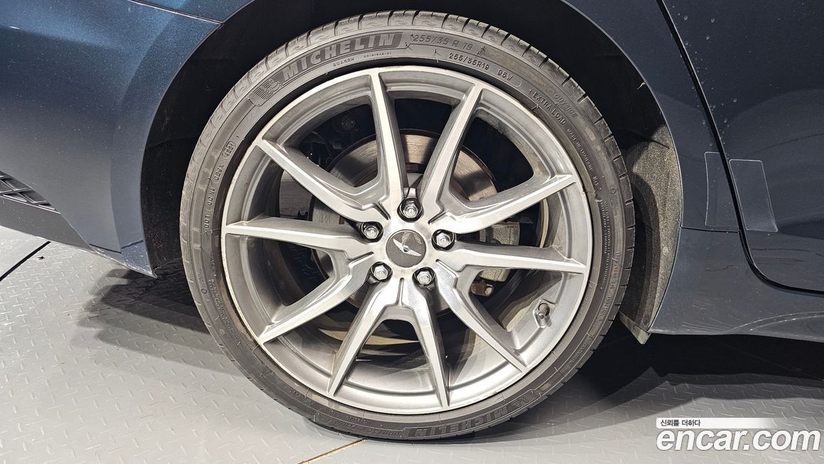 Genesis G70 Gasoline 2.0T 2WD, 2022