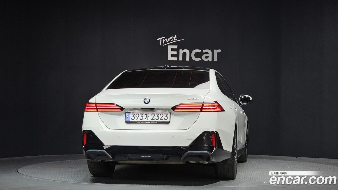 BMW 5-Series 520i M Sport, 2024