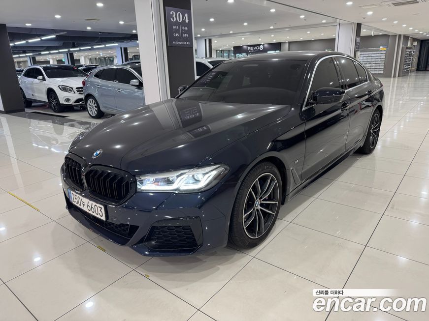 BMW 5-Series 520i M Sport, 2023