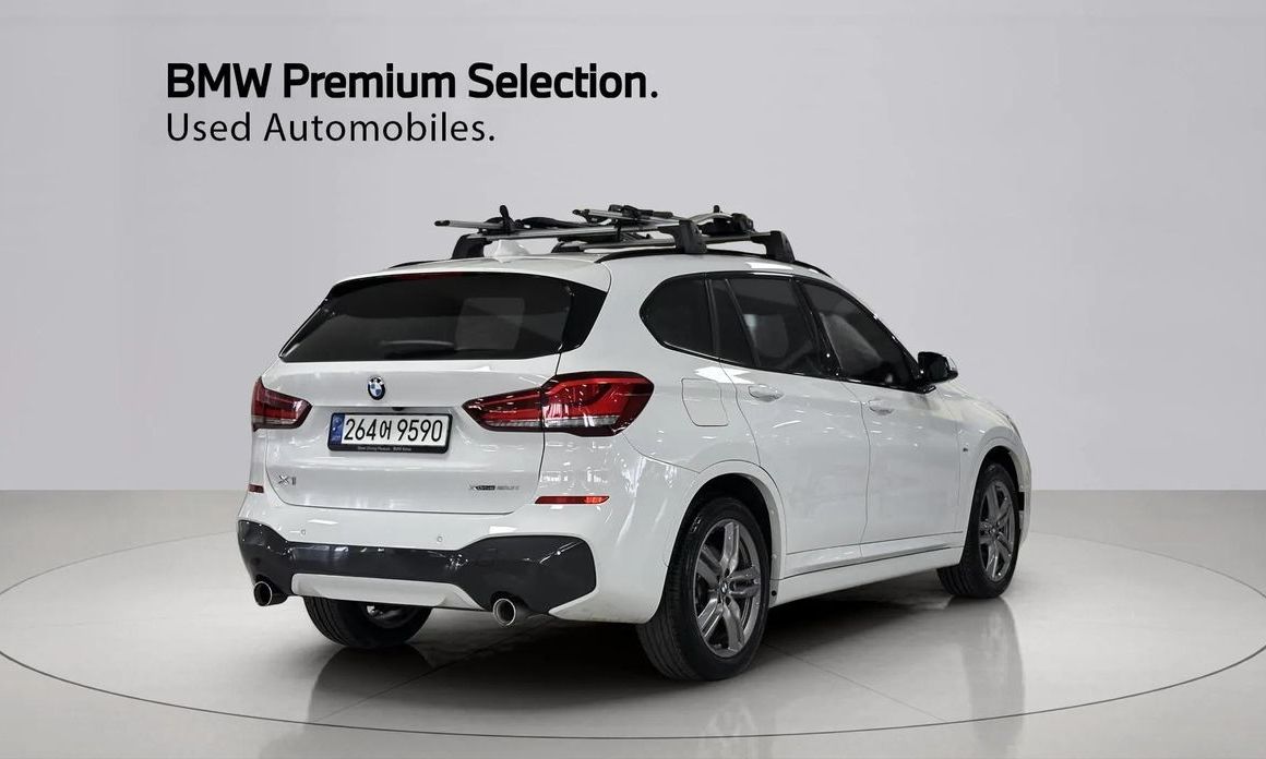 BMW X1 xDrive 20i M Sport, 2022