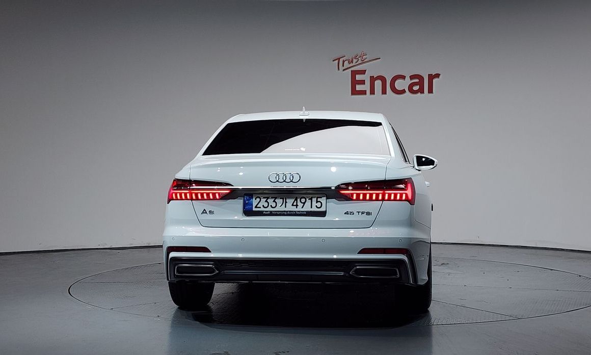 Audi A6 45 TFSI, 2022