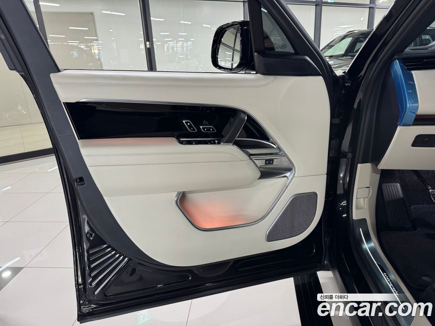 Land Rover Range Rover P530 Autobiography Long Wheel Base, 2025