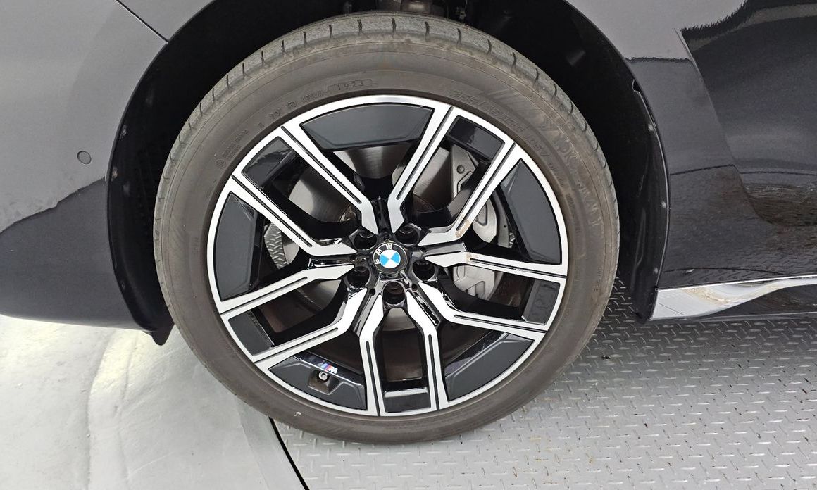 BMW 7-Series 740i xDrive M Sport, 2024