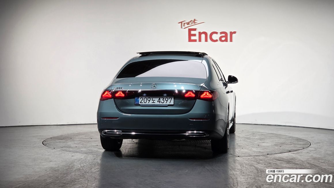 Mercedes-Benz E-Class E200 Avantgarde, 2025