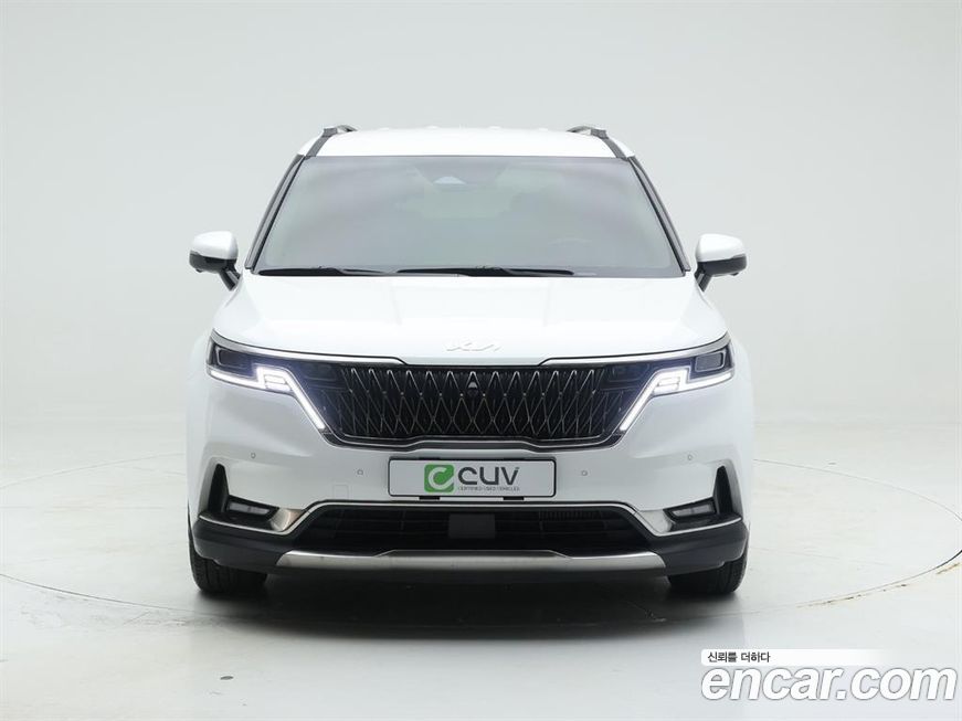 Kia Carnival 7-Seater Signature, 2023