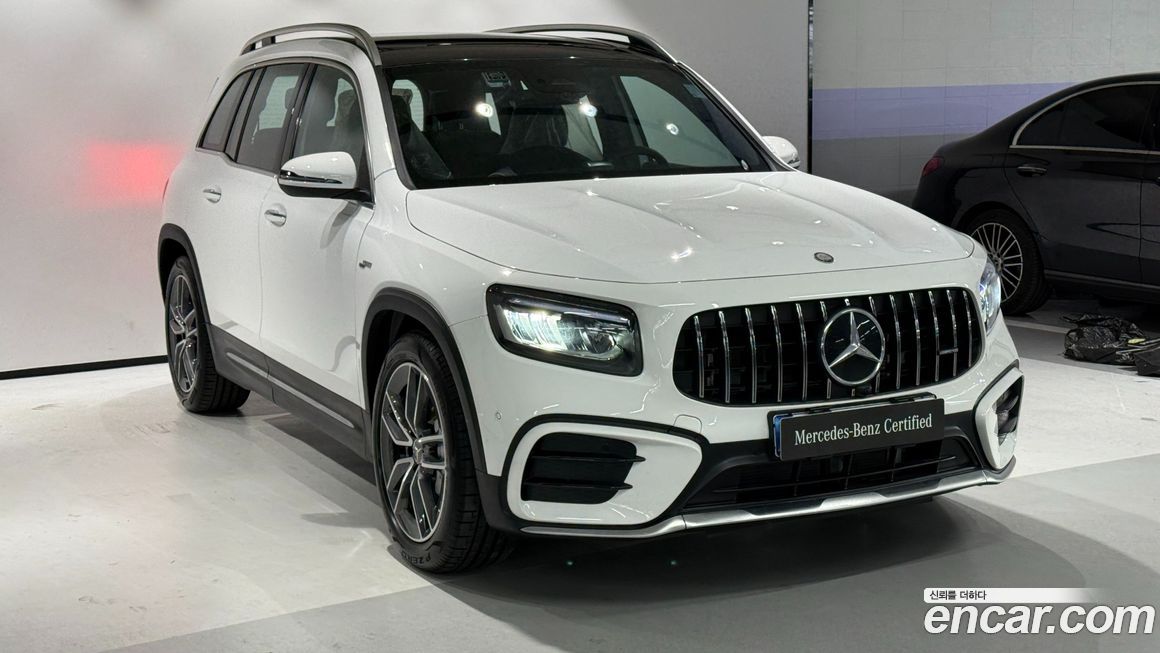 Mercedes-Benz GLB-Class AMG GLB35 4MATIC, 2025