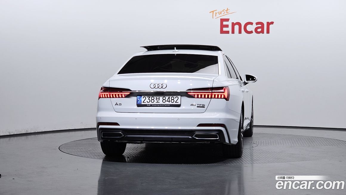 Audi A6 45 TFSI Premium, 2022