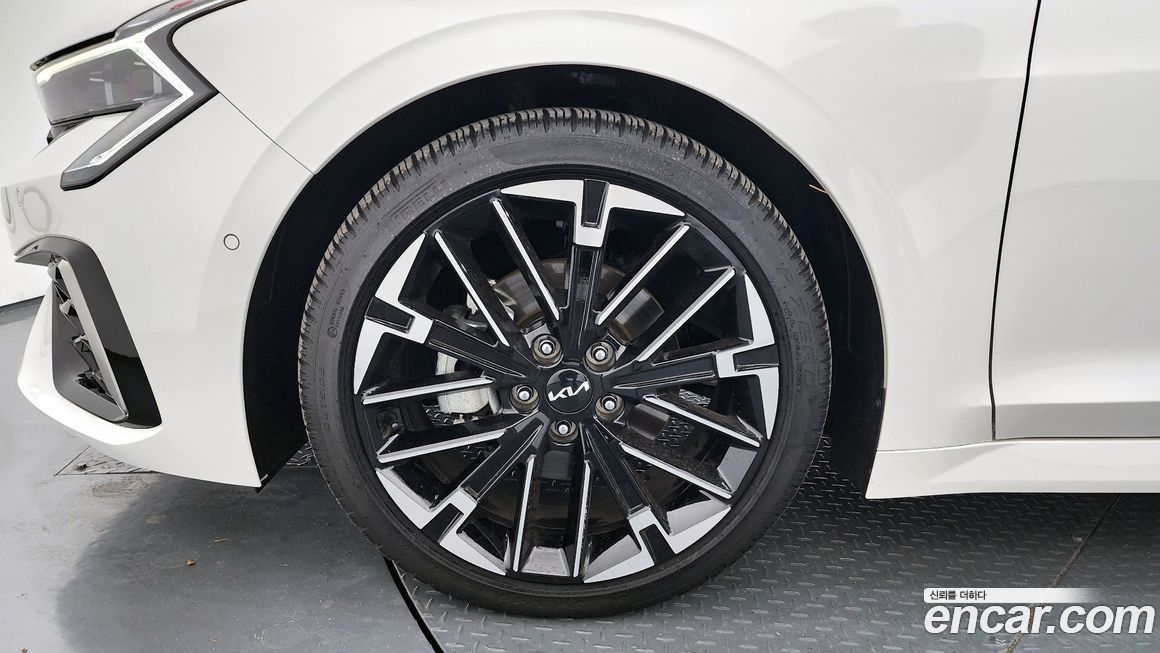 Kia K5 1.6 Turbo, 2025