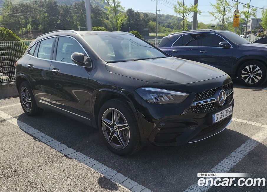 Mercedes-Benz GLA-Class GLA250 4MATIC, 2026