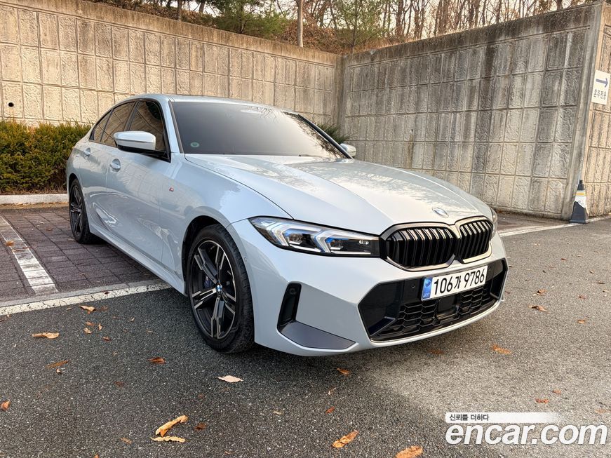 BMW 3-Series 320i M Sport, 2024