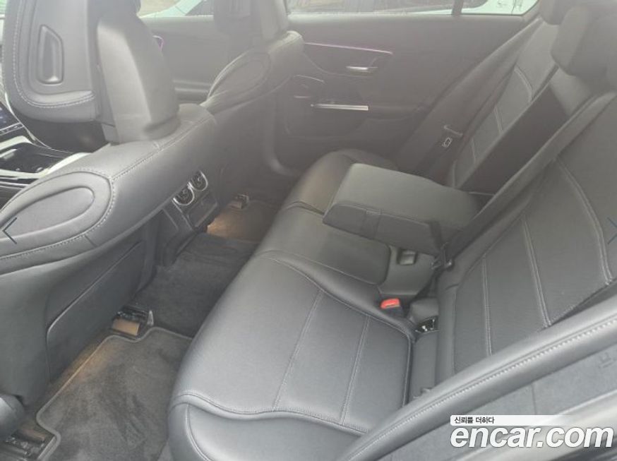 Mercedes-Benz C-Class C300 4MATIC Avantgarde, 2024
