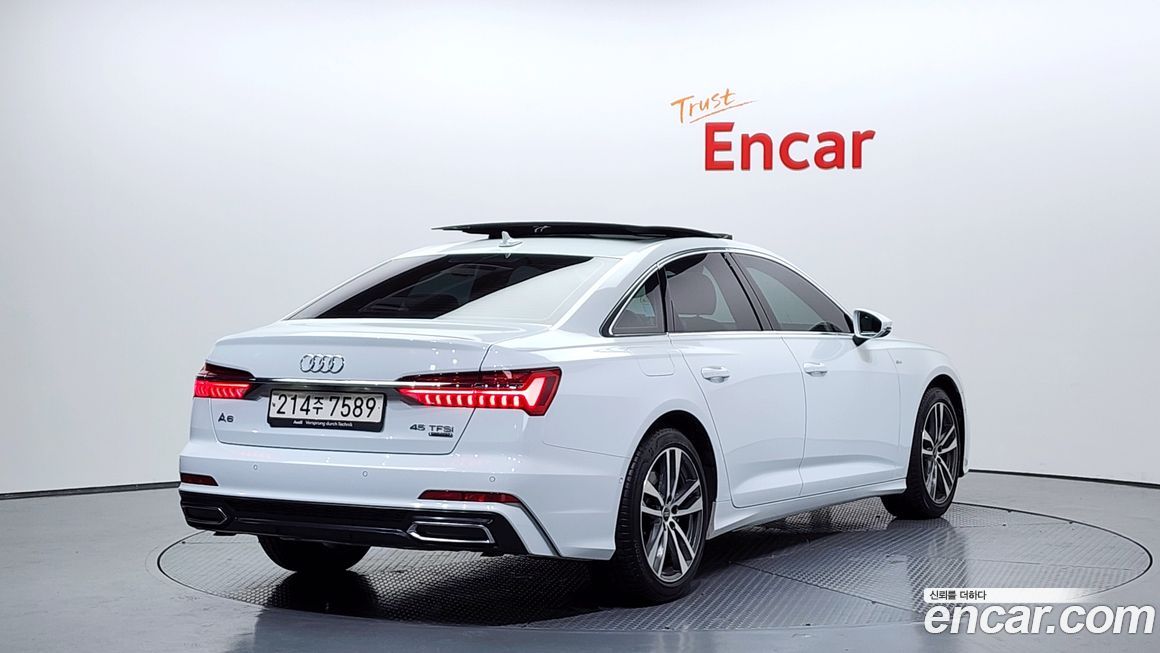 Audi A6 45 TFSI Quattro Premium, 2023