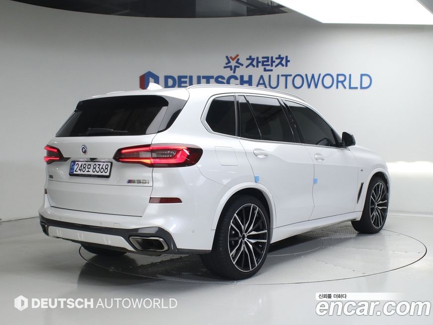 BMW X5 M50i, 2023