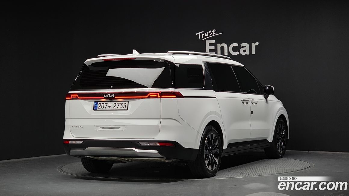 Kia Carnival 9-Seater Signature, 2023