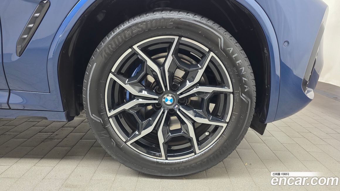 BMW X4 xDrive20i M Sport, 2024