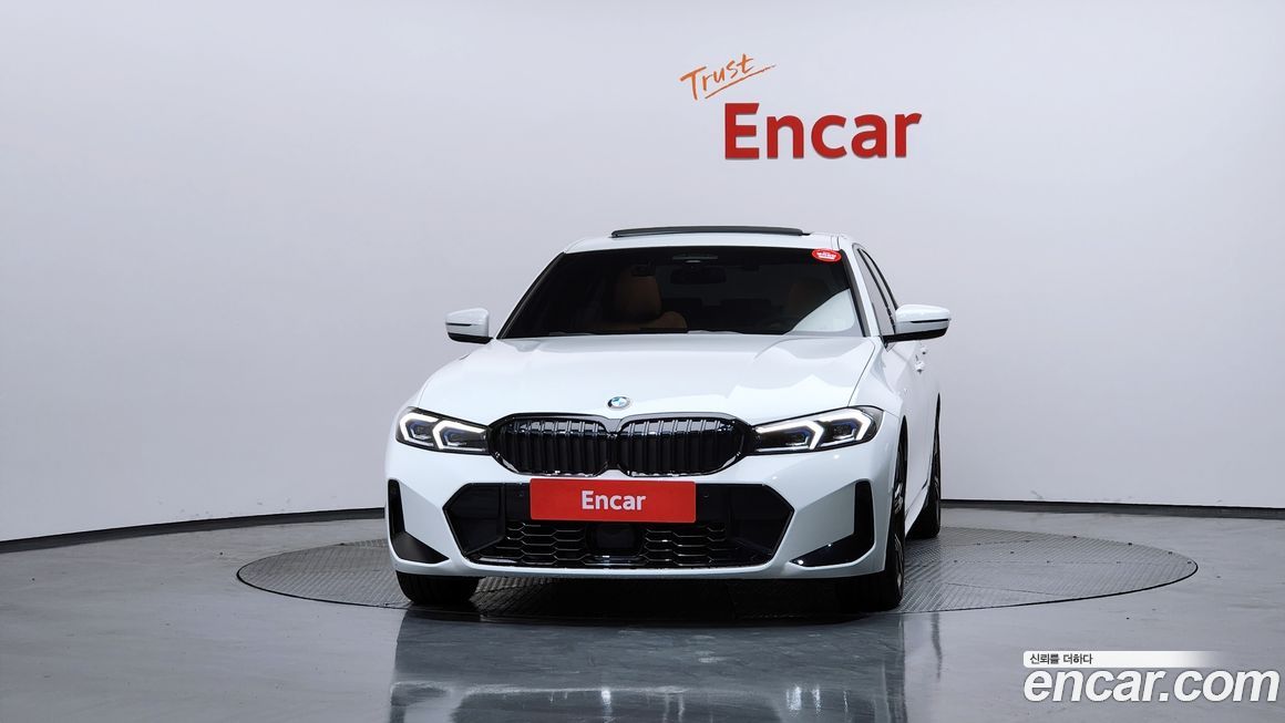 BMW 3-Series 320i M Sport, 2023