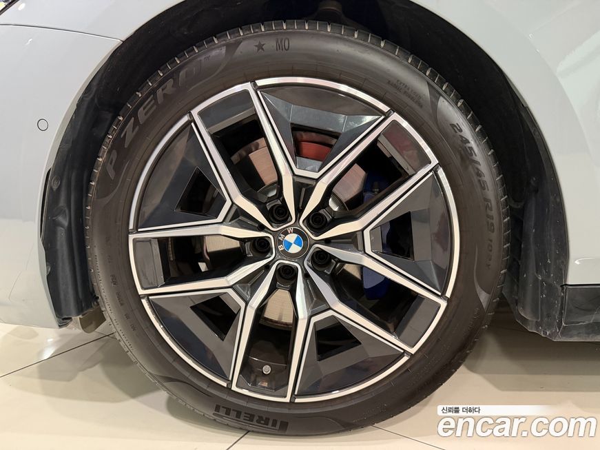 BMW 5-Series 520i M Sport, 2024
