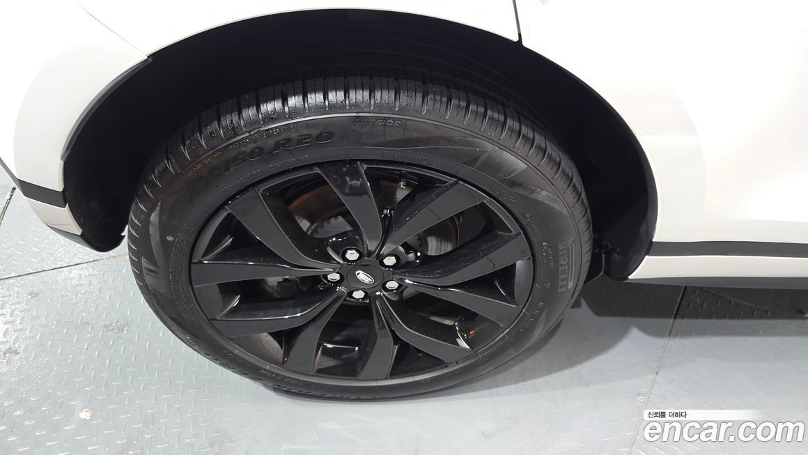 Land Rover Range Rover Evoque P250 SE, 2023