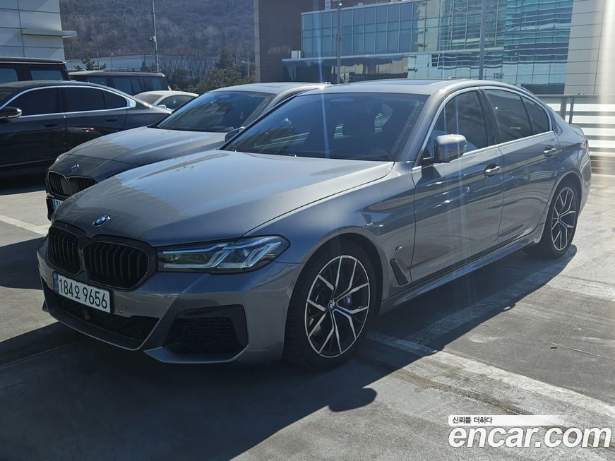 BMW 5-Series 530i M Sport Package, 2023
